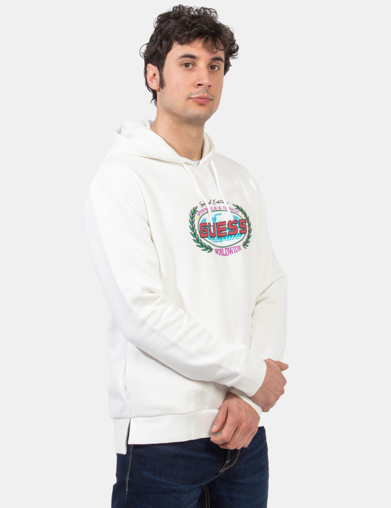 Felpa Guess Bianco - Felpa con cappuccio su base bianco panna con stampa logo brand colorato. Presenti tasche a taglio trasv