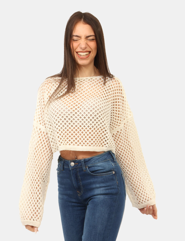 Maglia Via Delle Rose Bianca - La Maglia VIA DELLE ROSE Bianca è il capo perfetto per chi desidera un look fresco, luminoso